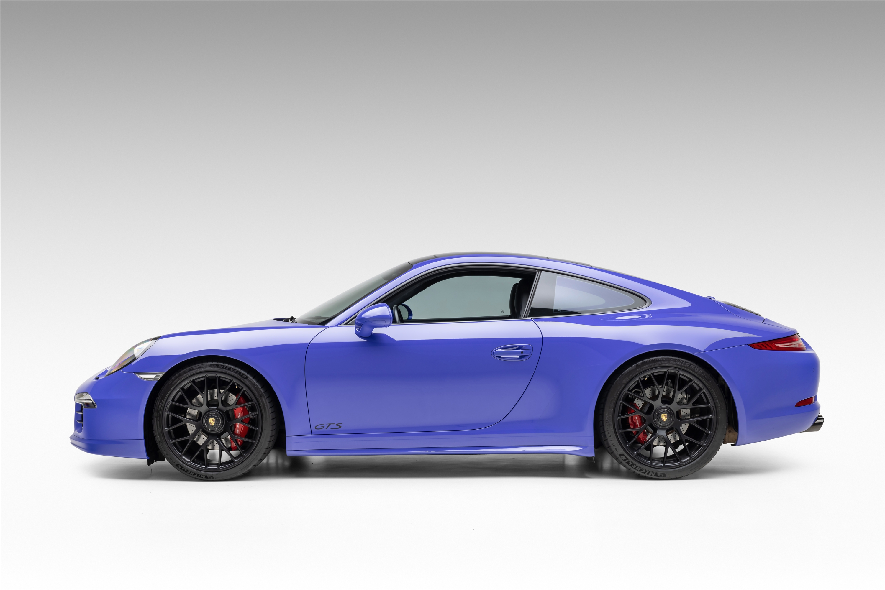 Used 2016 Porsche 911 Carrera GTS Coupe 2 wheel drive image 17