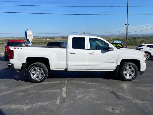 Used 2018 Chevrolet Silverado 1500 LT Z71 image 5