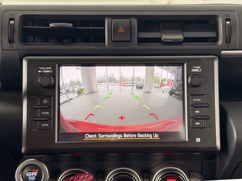 Used 2022 Toyota GR86 Premium image 15