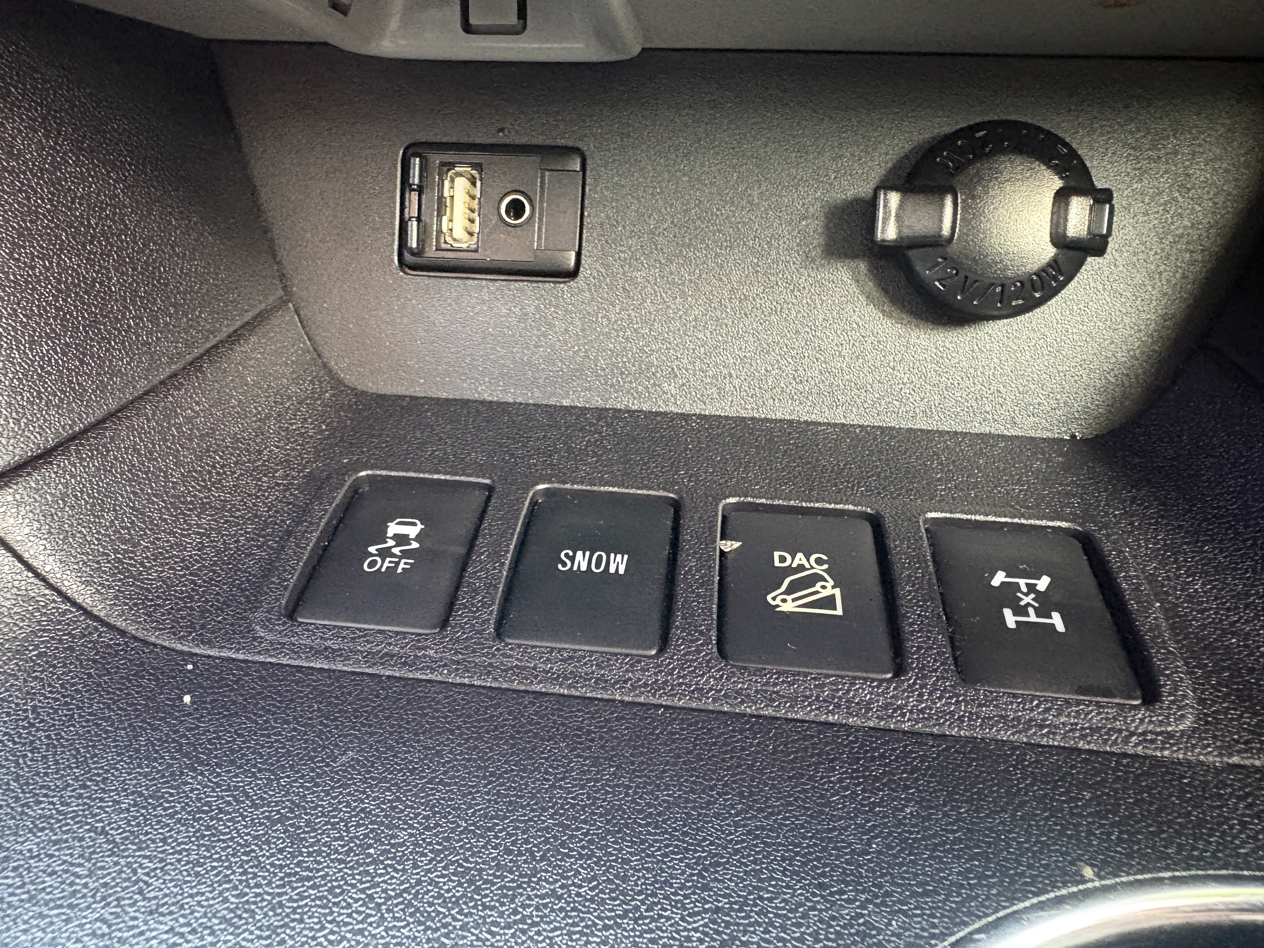 Used 2016 Toyota Highlander AWD XLE V6 image 21