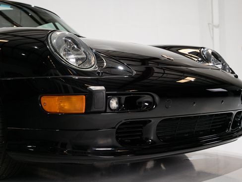 Used 1996 Porsche 911 Turbo image 38