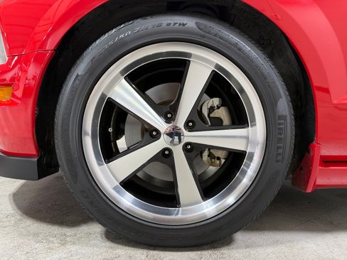 Used 2007 Ford Mustang GT Deluxe RWD image 13