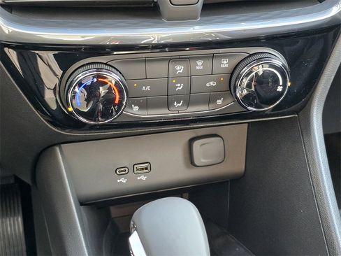 New 2026 Buick Encore GX Sport Touring image 21