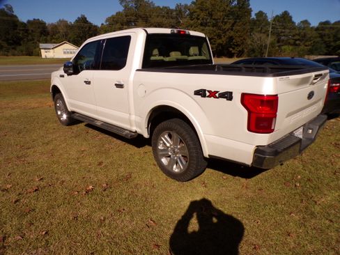 Used 2019 Ford F150 Lariat image 6