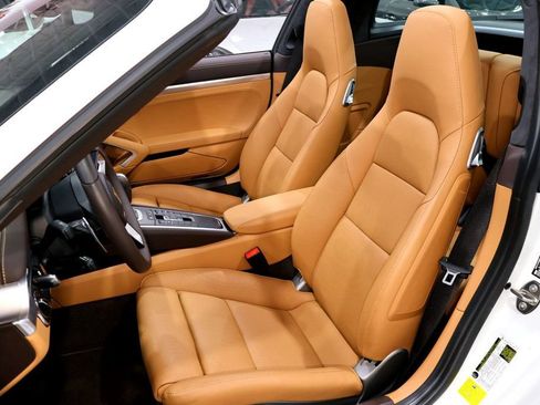 Used 2017 Porsche 911 Targa 4S AWD/4WD image 21
