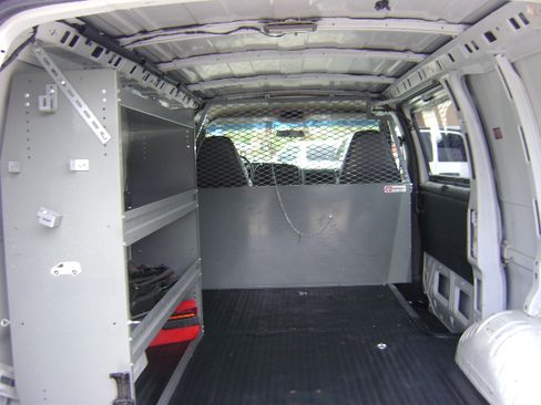 Used 2002 Chevrolet Express 1500 UNAVAIL RWD image 16