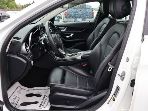 Used 2017 Mercedes-Benz C 300 Luxury image 13