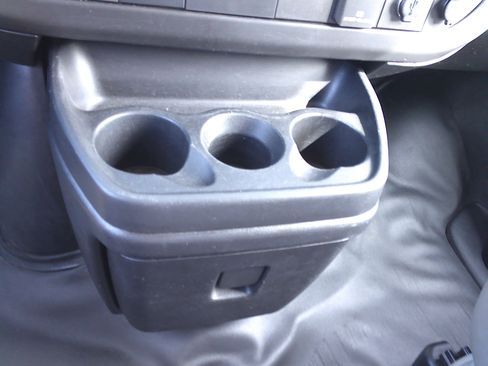 Used 2019 Chevrolet Express 2500 image 14