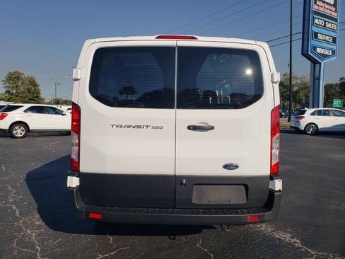 Used 2024 Ford Transit 250 image 5