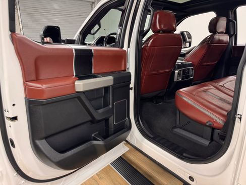 Used 2019 Ford F250 Platinum image 15