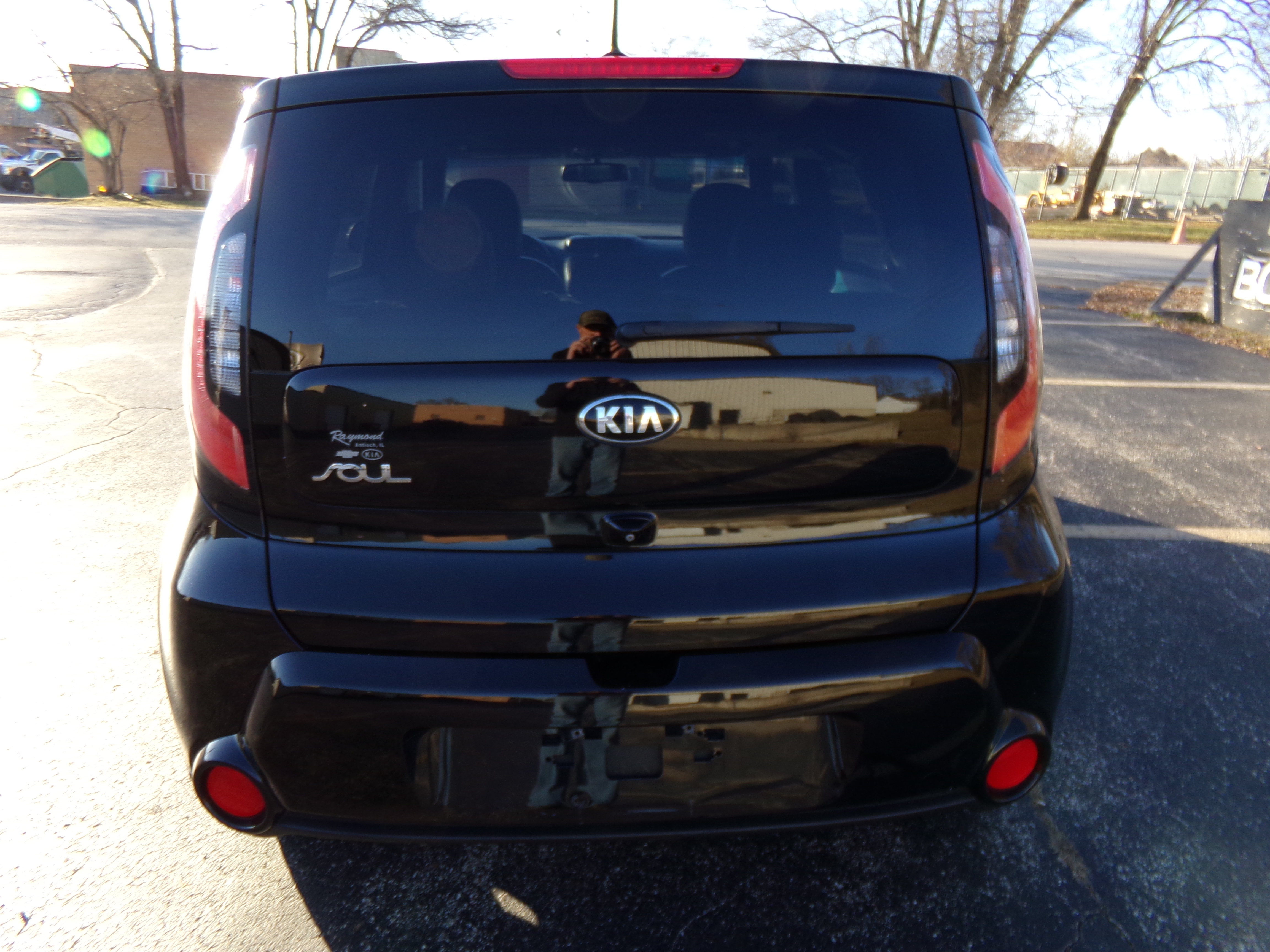 Used 2014 Kia Soul ! w/ SUN & SOUND PACKAGE FWD image 4