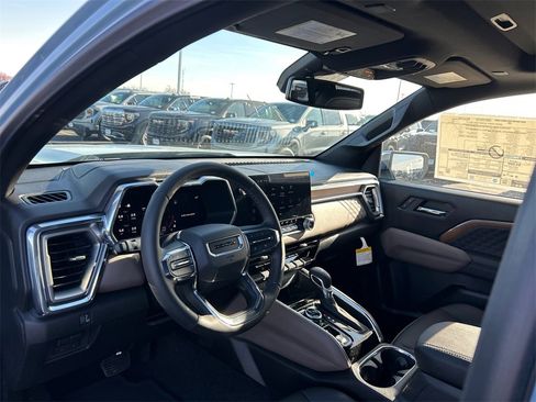 New 2026 GMC Canyon Denali image 19