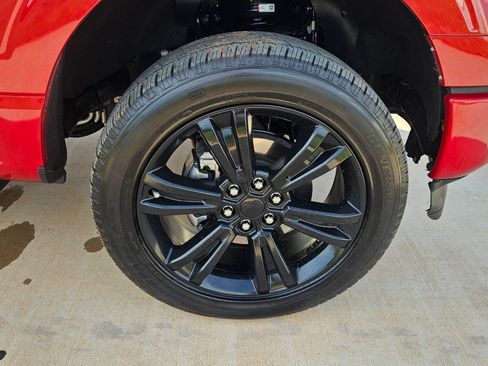 Used 2024 Ford F150 4x4 SuperCrew Platinum image 8