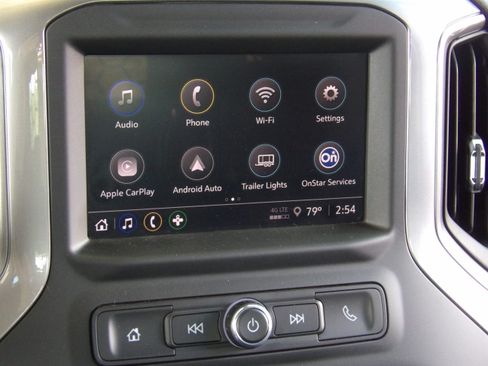 Used 2024 Chevrolet Silverado 2500 Custom image 5