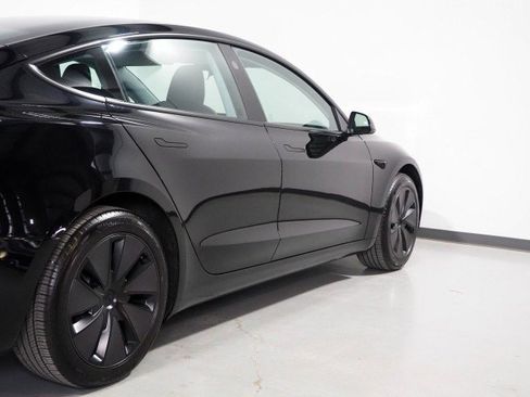 Used 2025 Tesla Model 3 Long Range image 58