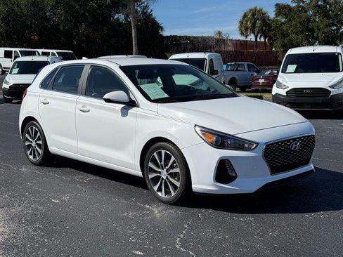 Used 2020 Hyundai Elantra GT image 8
