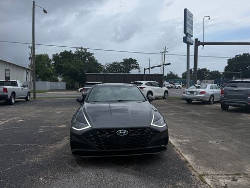 Used 2020 Hyundai Sonata SEL Plus FWD image 2