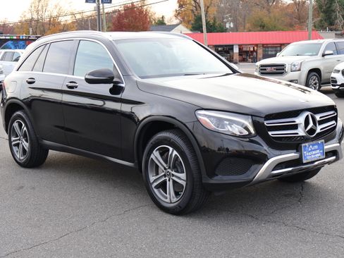 Used 2017 Mercedes-Benz GLC 300 image 10