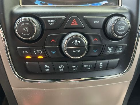 Used 2017 Jeep Grand Cherokee 2WD Laredo image 15