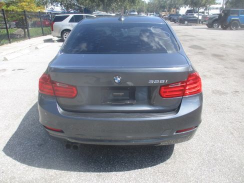 Used 2015 BMW 328i Sedan RWD image 4