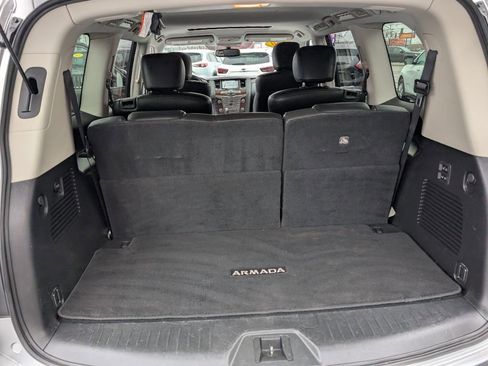 Used 2020 Nissan Armada SL image 21