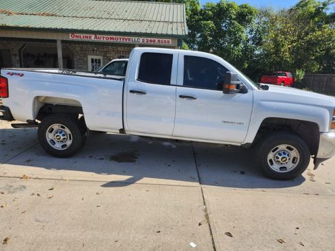 Used 2018 Chevrolet Silverado 2500 W/T image 4