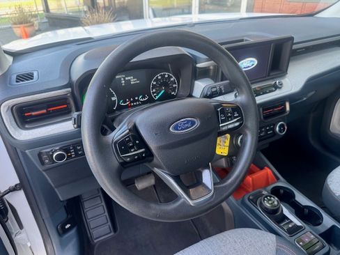 Used 2024 Ford Maverick XLT image 8