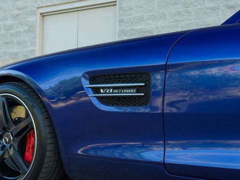 Used 2017 Mercedes-Benz AMG GT S Coupe image 7