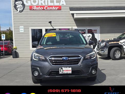 Used 2018 Subaru Outback 2.5i Limited image 2