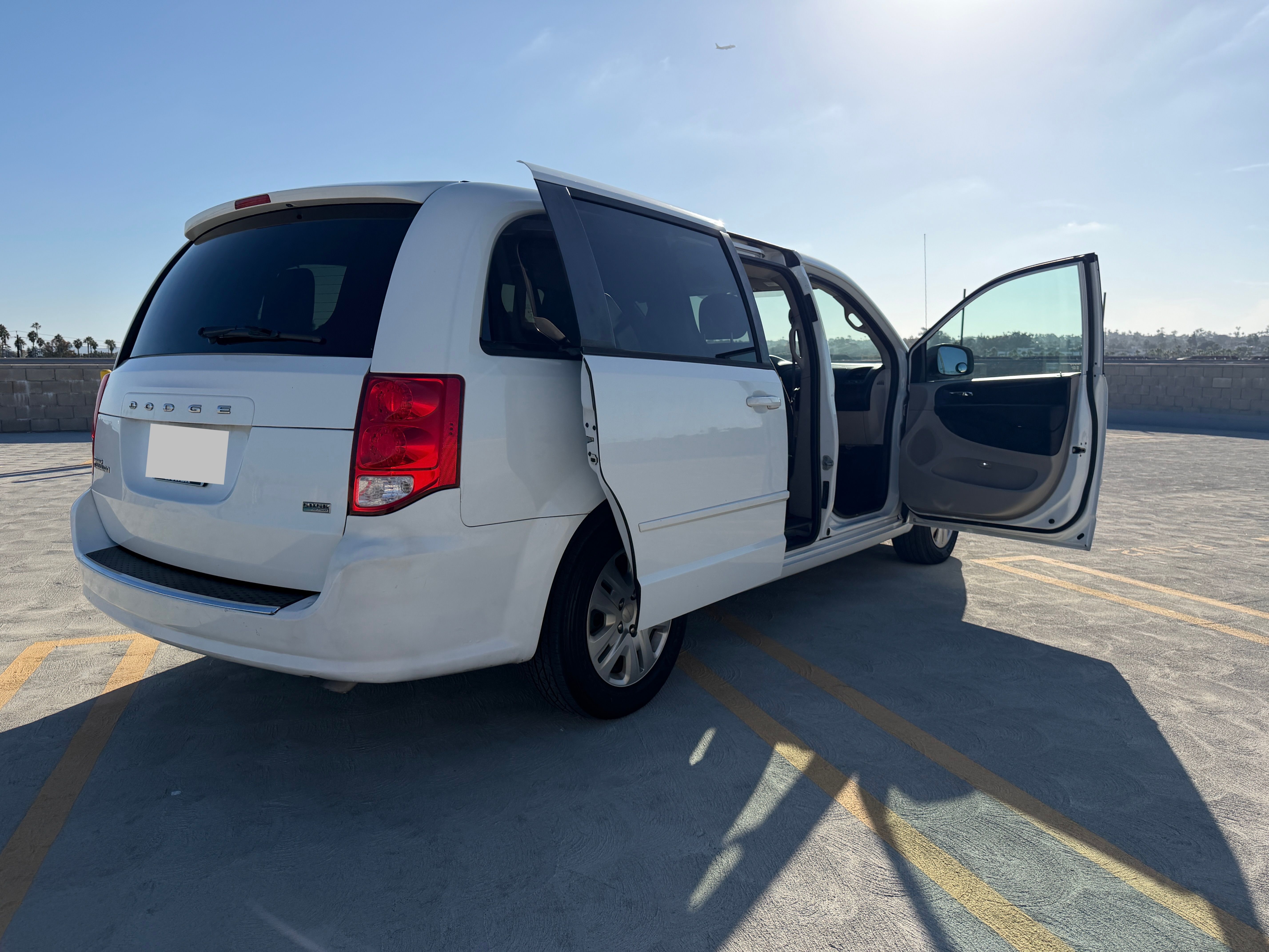 Used 2014 Dodge Grand Caravan UNAVAIL FWD image 15