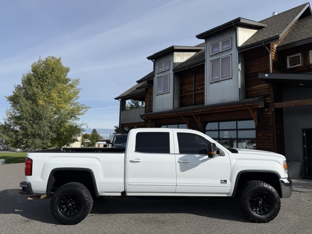 Used 2017 GMC Sierra 2500 4x4 Crew Cab SLE image 7