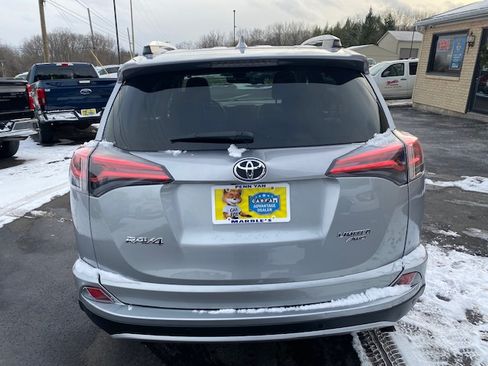Used 2016 Toyota RAV4 Limited image 4