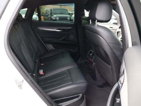 Used 2018 BMW X6 xDrive35i w/ M-Sport Package image 17