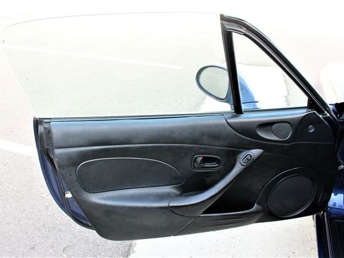 Used 2003 MAZDA MX-5 Miata UNAVAIL RWD image 23