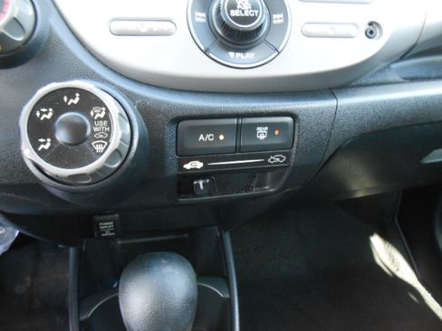 Used 2012 Honda Fit LX image 14