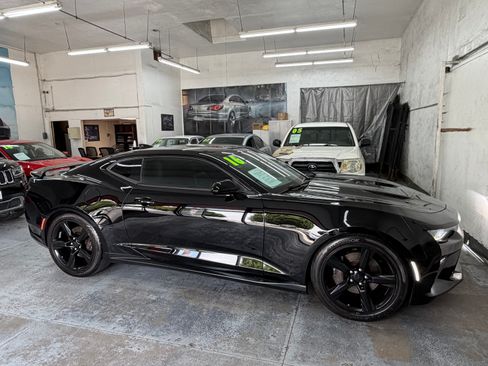 Used 2016 Chevrolet Camaro SS Coupe RWD image 11