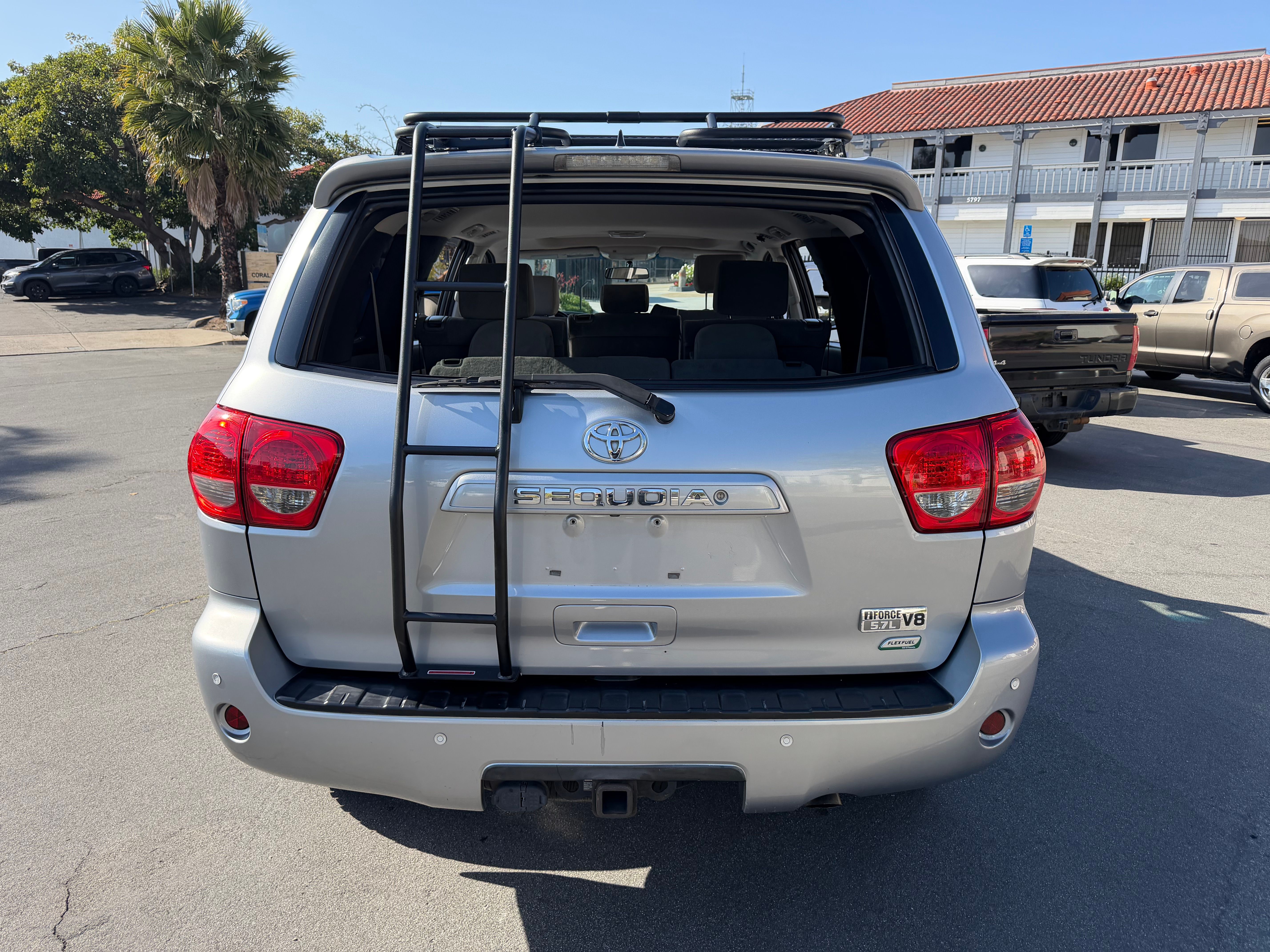 Used 2014 Toyota Sequoia 4WD SR5 image 8