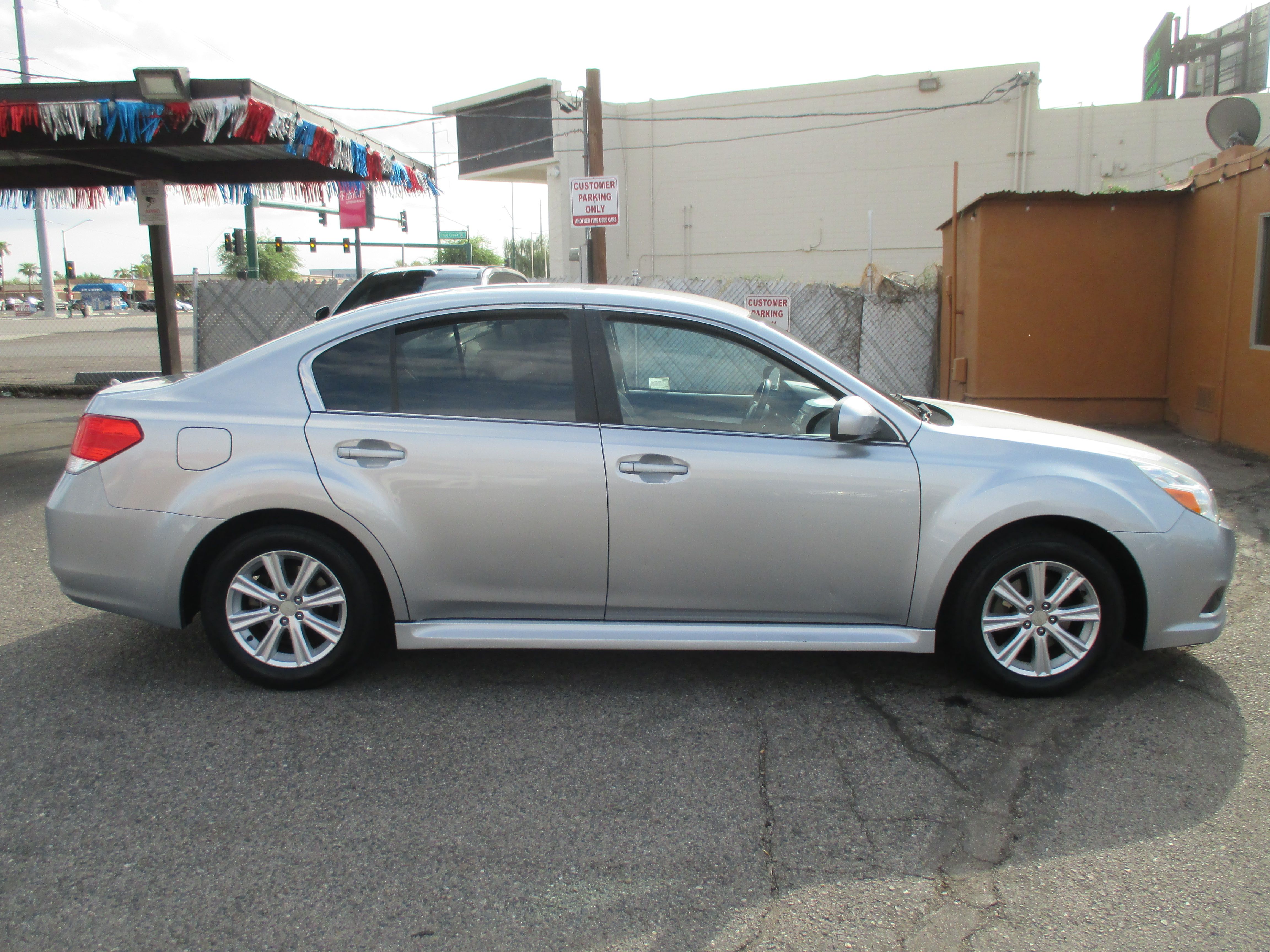 Used 2012 Subaru Legacy 2.5i Premium Sedan 4D AWD/4WD image 1