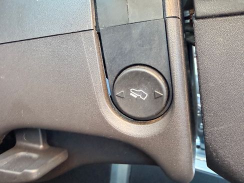 Used 2013 Ford F150 image 25