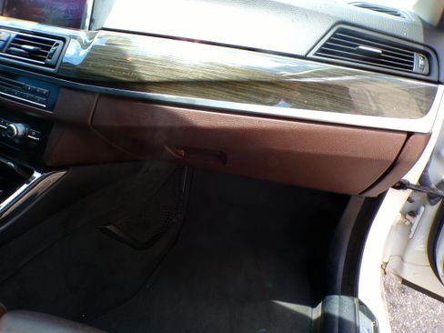 Used 2015 BMW 528i Sedan RWD image 13