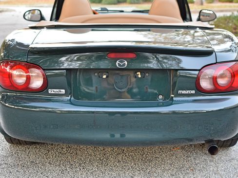 Used 2001 MAZDA MX-5 Miata Special Edition image 23