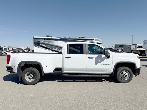 Used 2020 Chevrolet Silverado 3500 W/T image 4