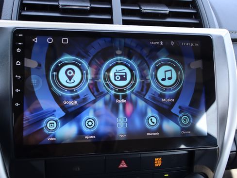 Used 2016 Toyota Camry SE image 24