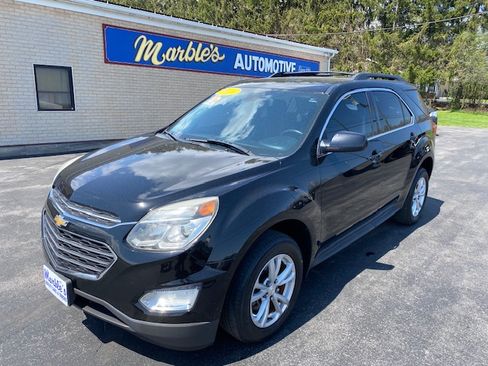 Used 2017 Chevrolet Equinox LT FWD image 1