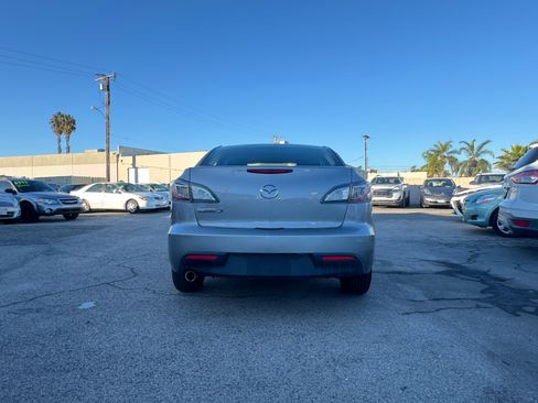 Used 2010 MAZDA MAZDA3 i Touring image 5