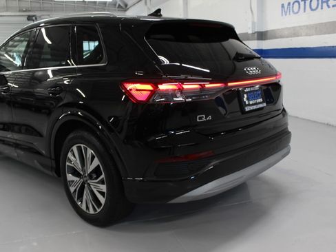Used 2023 Audi Q4 e-tron Premium RWD image 11