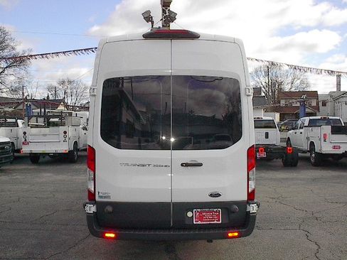 Used 2018 Ford Transit 350 XL image 5