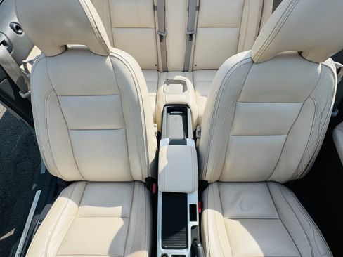 Used 2013 Volvo C70 T5 FWD image 11