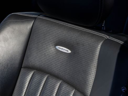 Used 2005 Mercedes-Benz E 55 AMG image 33