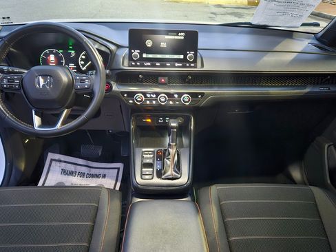 Used 2023 Honda CR-V Sport image 14